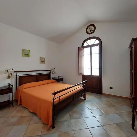 La Corte Rosada 3* ヴィッラシミーウス