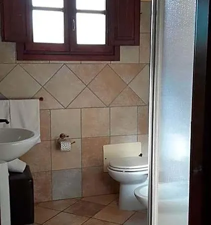 La Corte Rosada Otel 3*