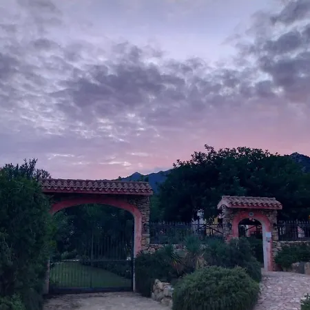 La Corte Rosada Hotel 3*
