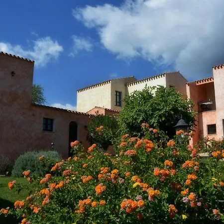 ホテル La Corte Rosada ヴィッラシミーウス