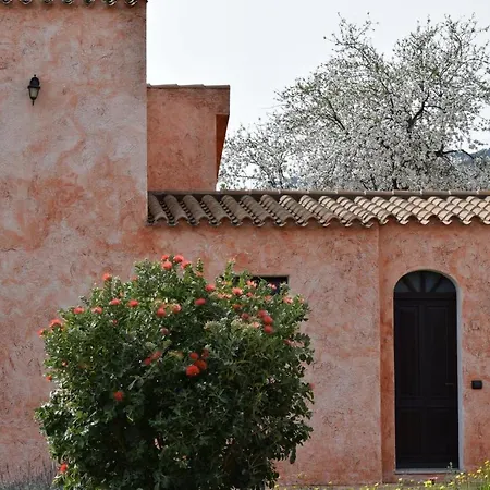 La Corte Rosada Hotel